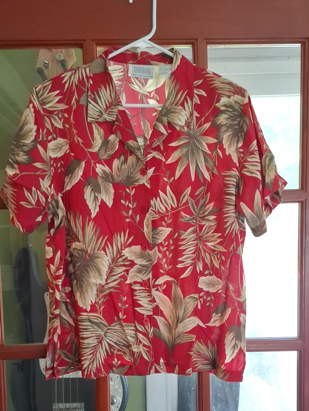 Women’s Red Tropical Print Short Sleeve Button-Down Shirt